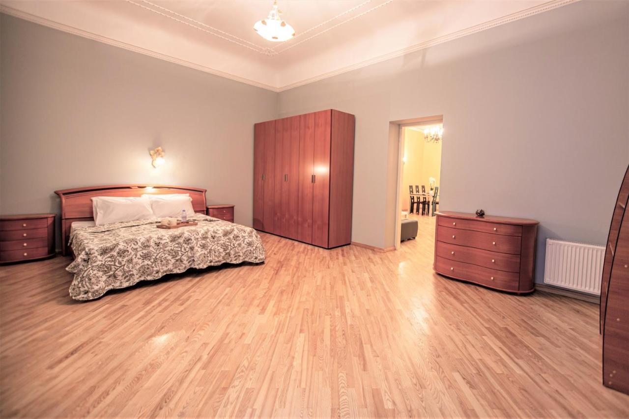 Winwinstay Art Nouveau Apartment Riga Ngoại thất bức ảnh